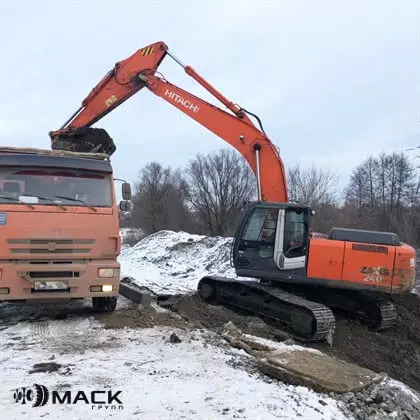 Гусеничный экскаватор Hitachi ZX240 LC