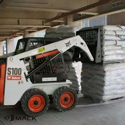 Bobcat s100