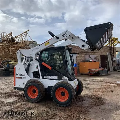 Услуги мини-погрузчика Bobcat s530