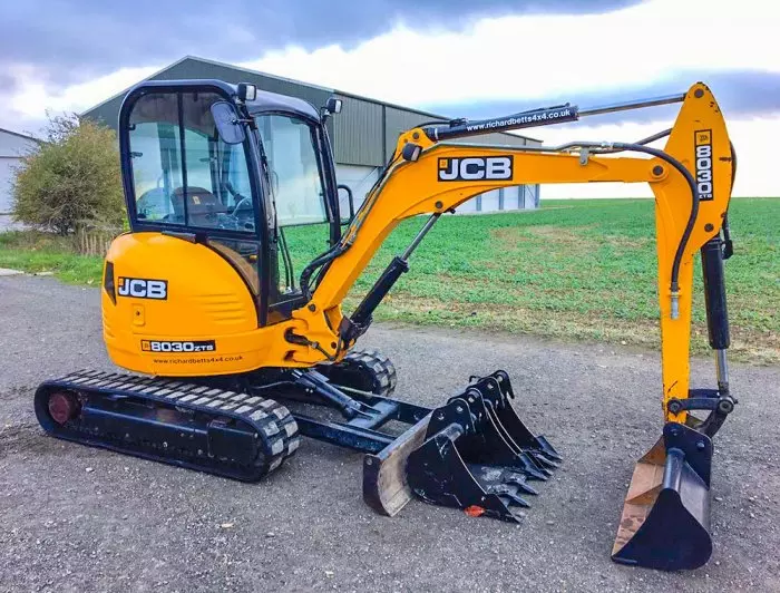 Мини-экскаватор JCB 8030