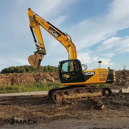 JCB JS200