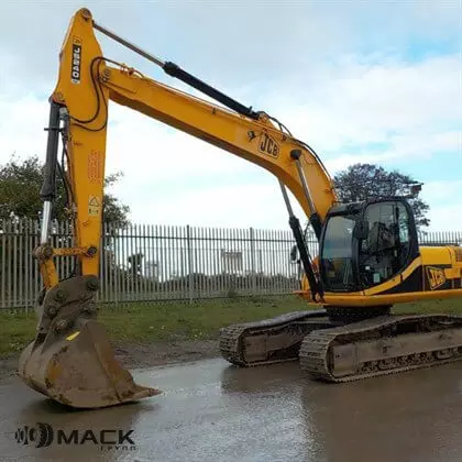 JCB 240