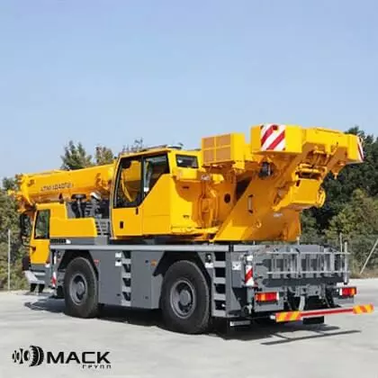 LIEBHERR 40 тонн