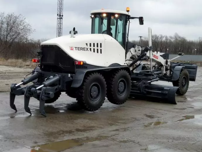 грейдер Terex TG 200